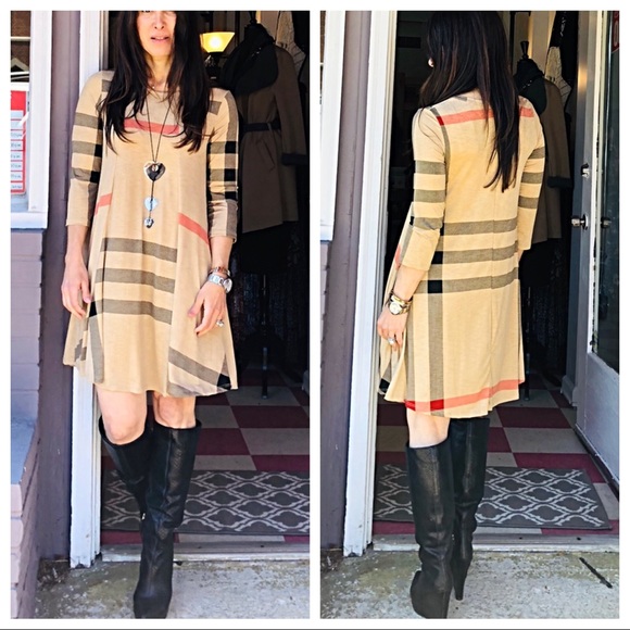 ✨LAST ONE PRICE DROP✨Designer Print dress - Picture 5 of 7